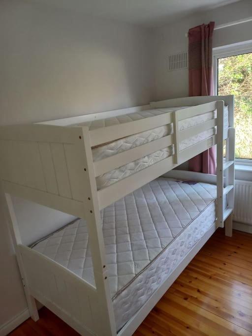 Large 4Bed Available Long-Term In Letterkenny Villa Bagian luar foto