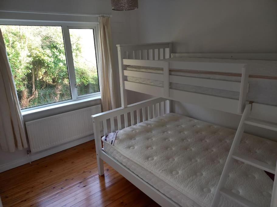 Large 4Bed Available Long-Term In Letterkenny Villa Bagian luar foto
