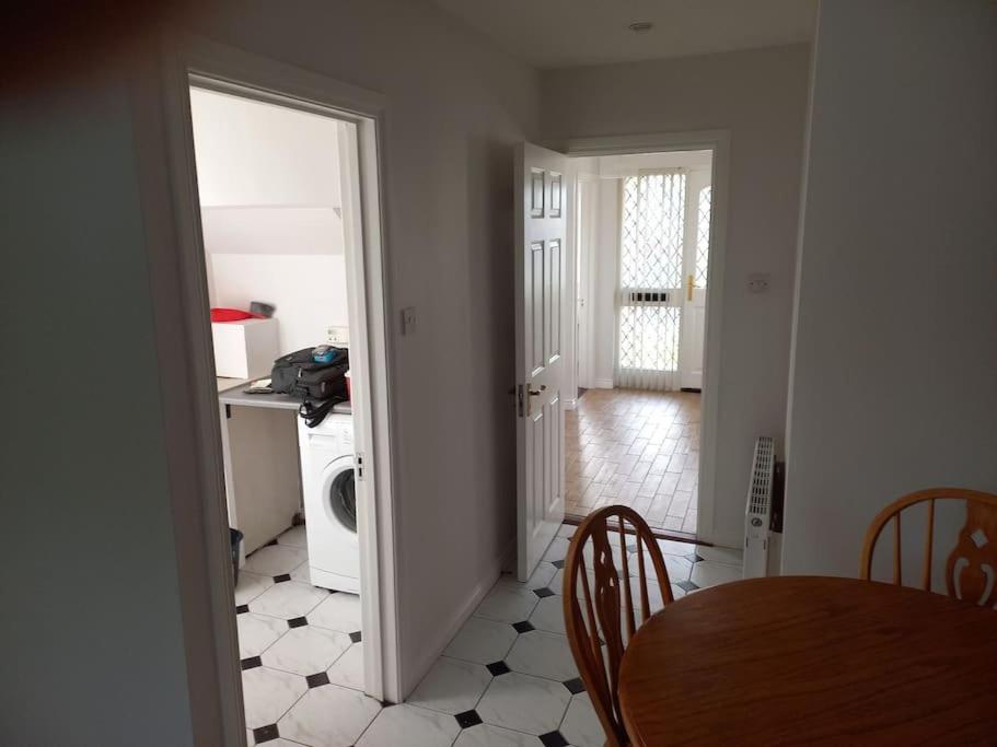 Large 4Bed Available Long-Term In Letterkenny Villa Bagian luar foto